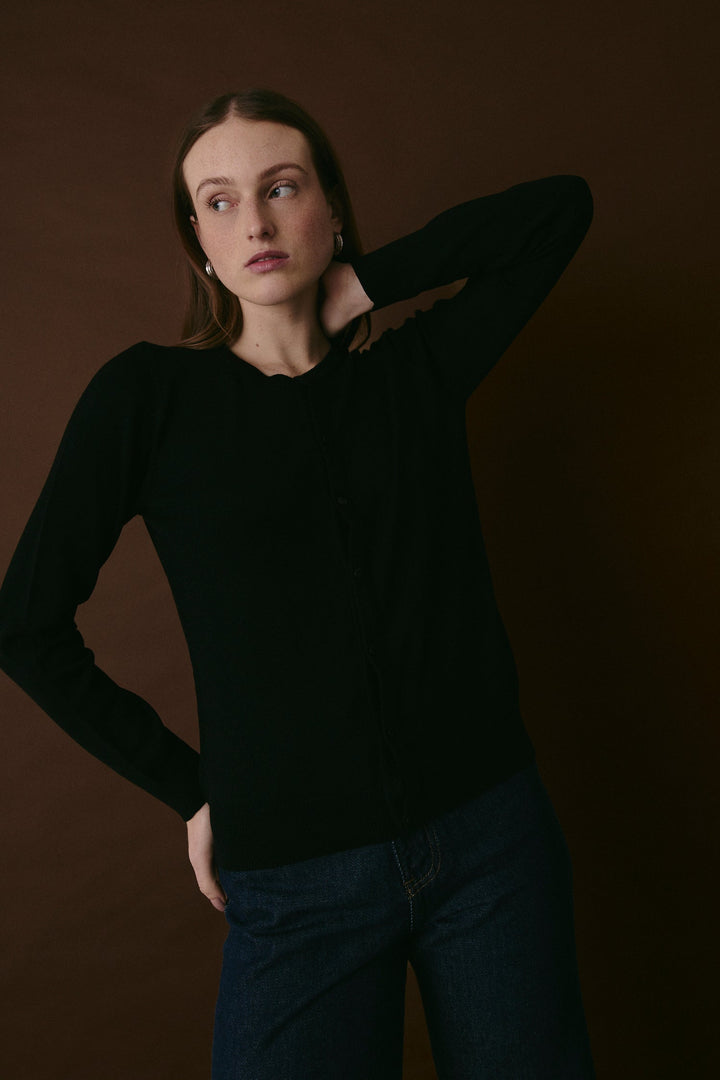 CREW NECK SWEATER SCHWARZ