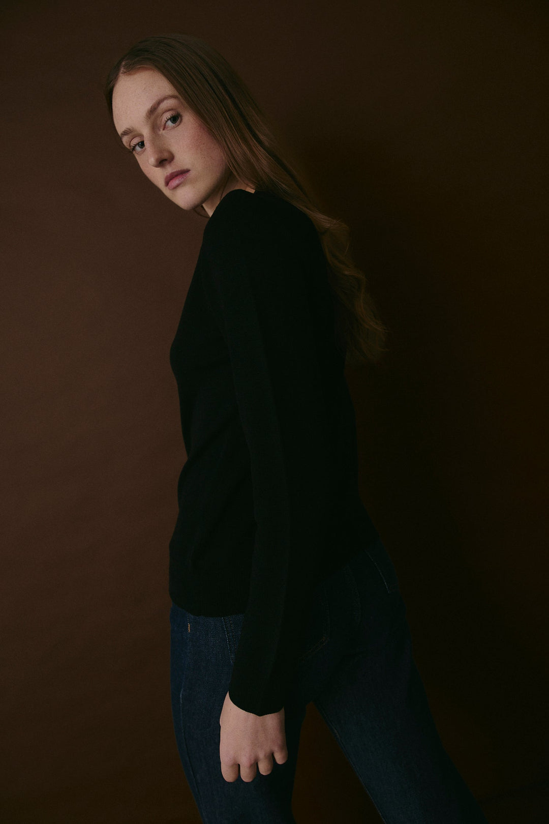 CREW NECK SWEATER SCHWARZ