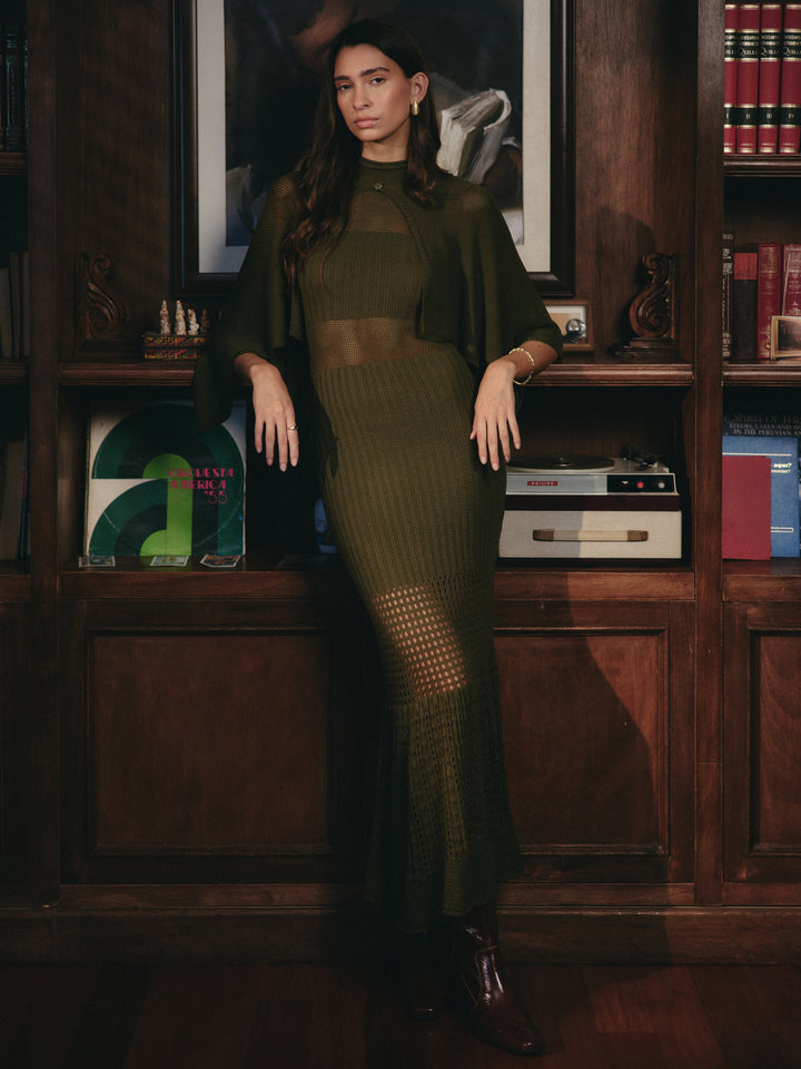 FALLENDER WINTERMOOS-KLEID